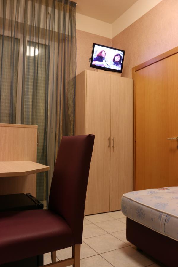 Hotel Levante Беллария-Иджеа-Марина Экстерьер фото